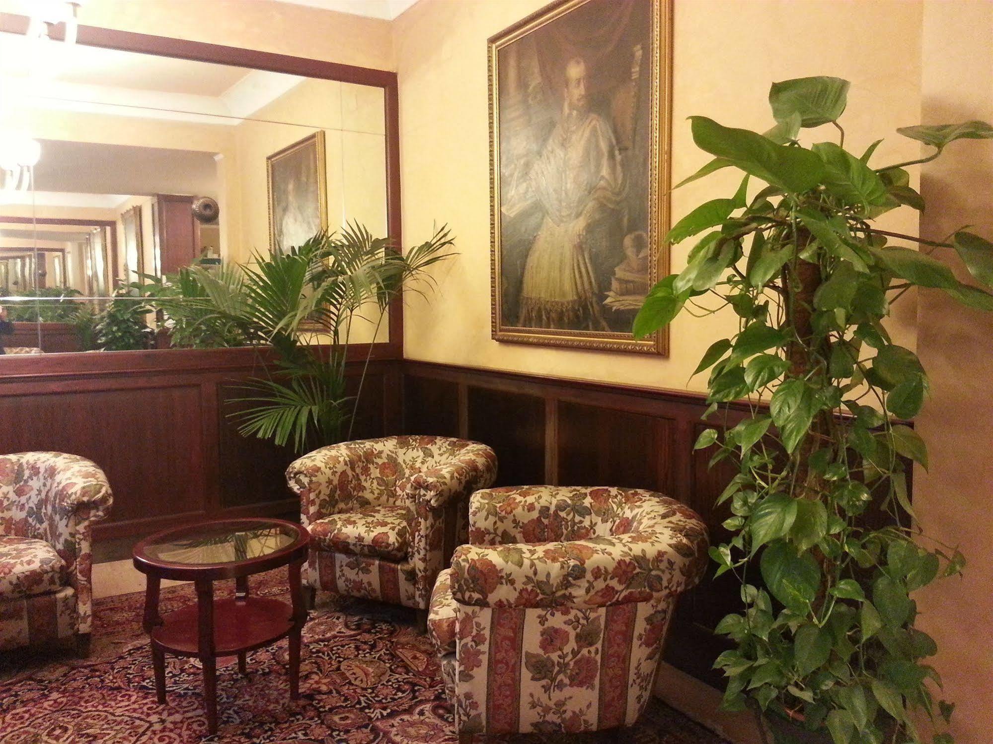 Hotel Minerva Palace Монтекатини-Терме Экстерьер фото