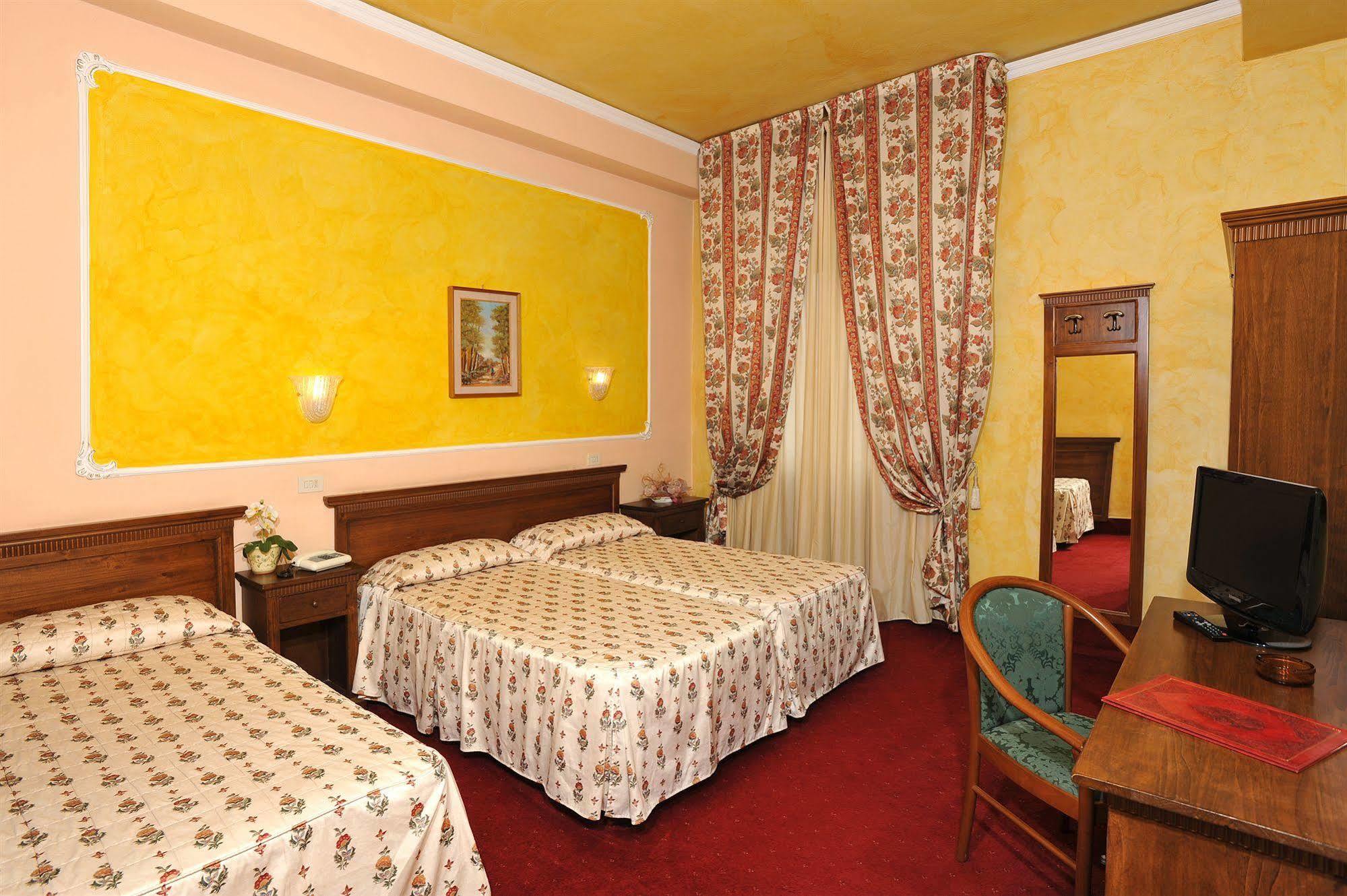 Hotel Minerva Palace Монтекатини-Терме Экстерьер фото