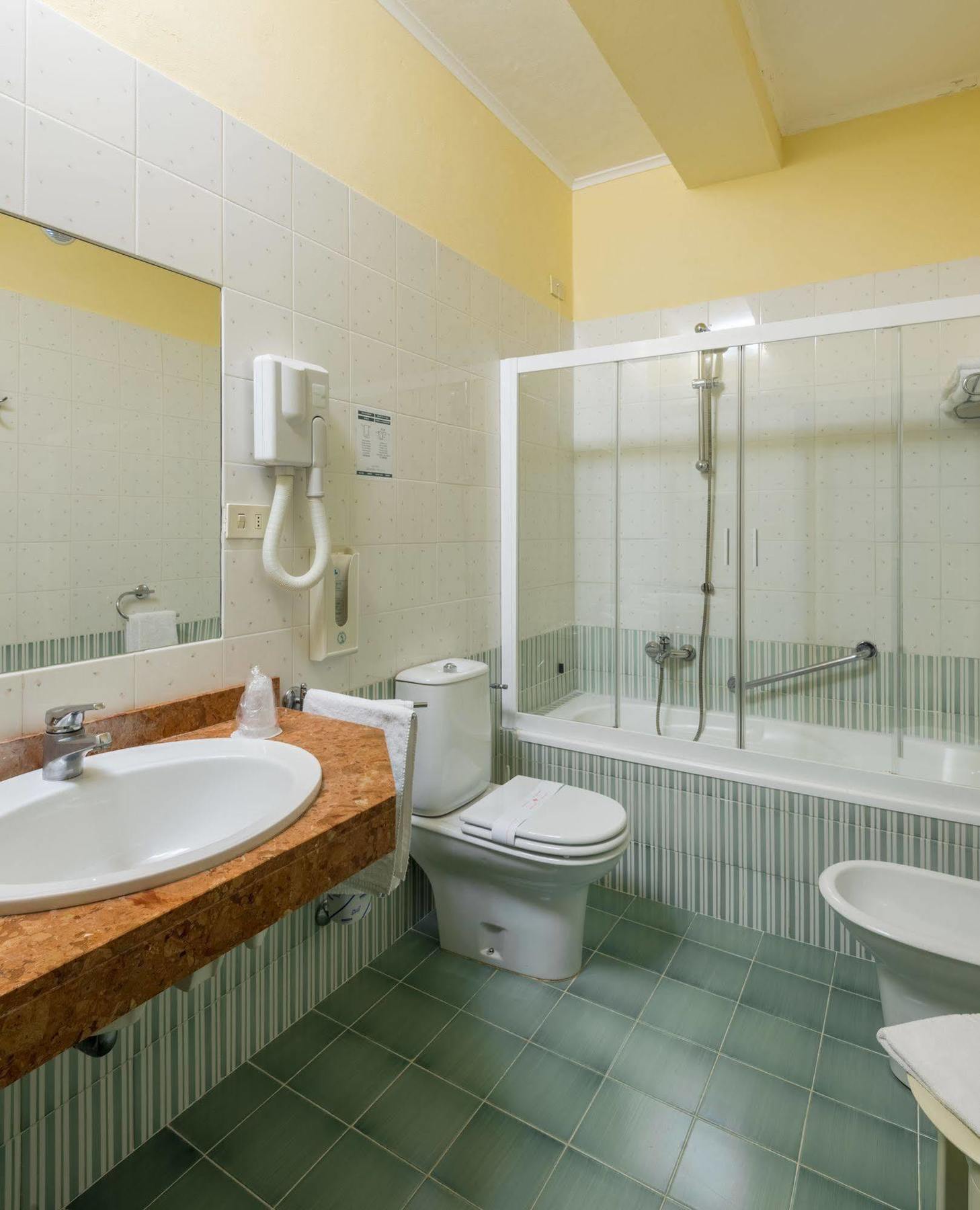 Hotel Minerva Palace Монтекатини-Терме Экстерьер фото