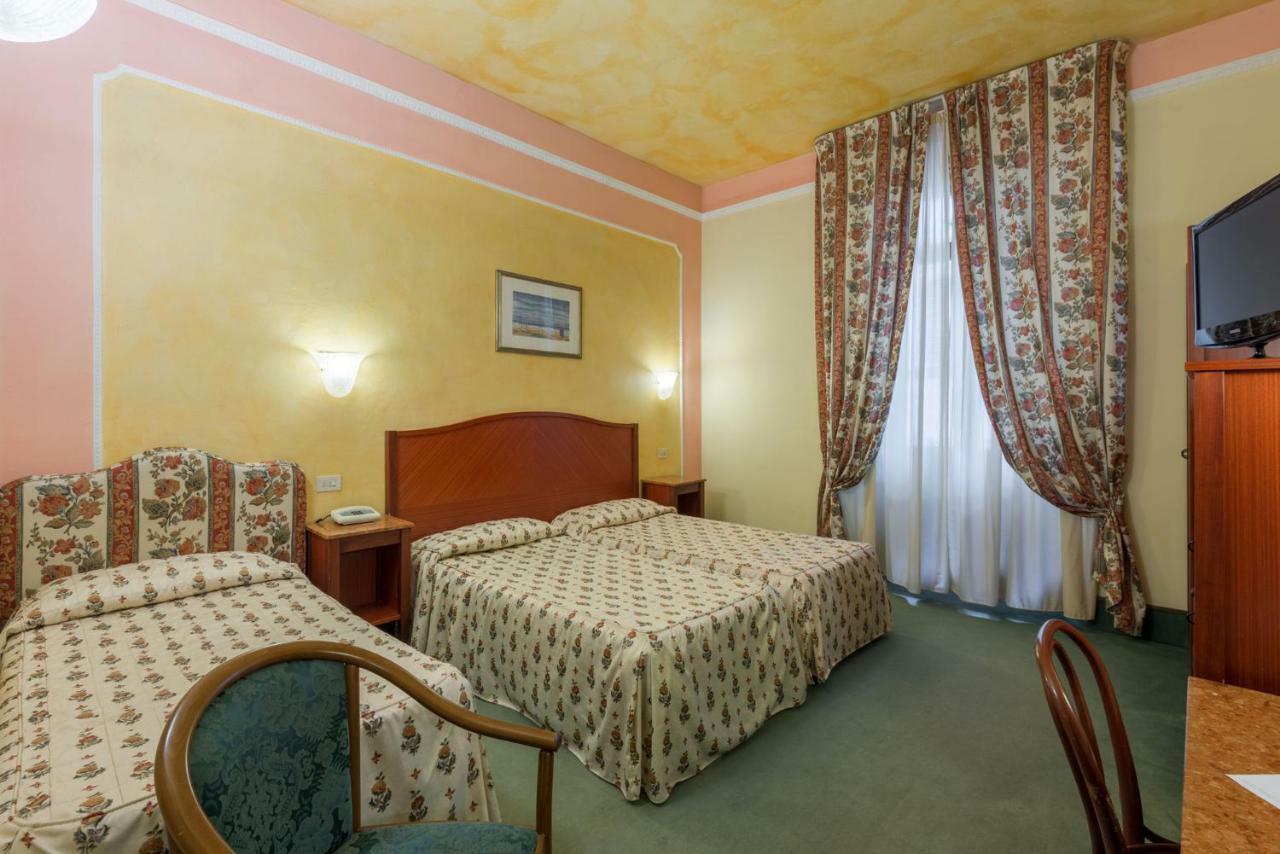 Hotel Minerva Palace Монтекатини-Терме Экстерьер фото