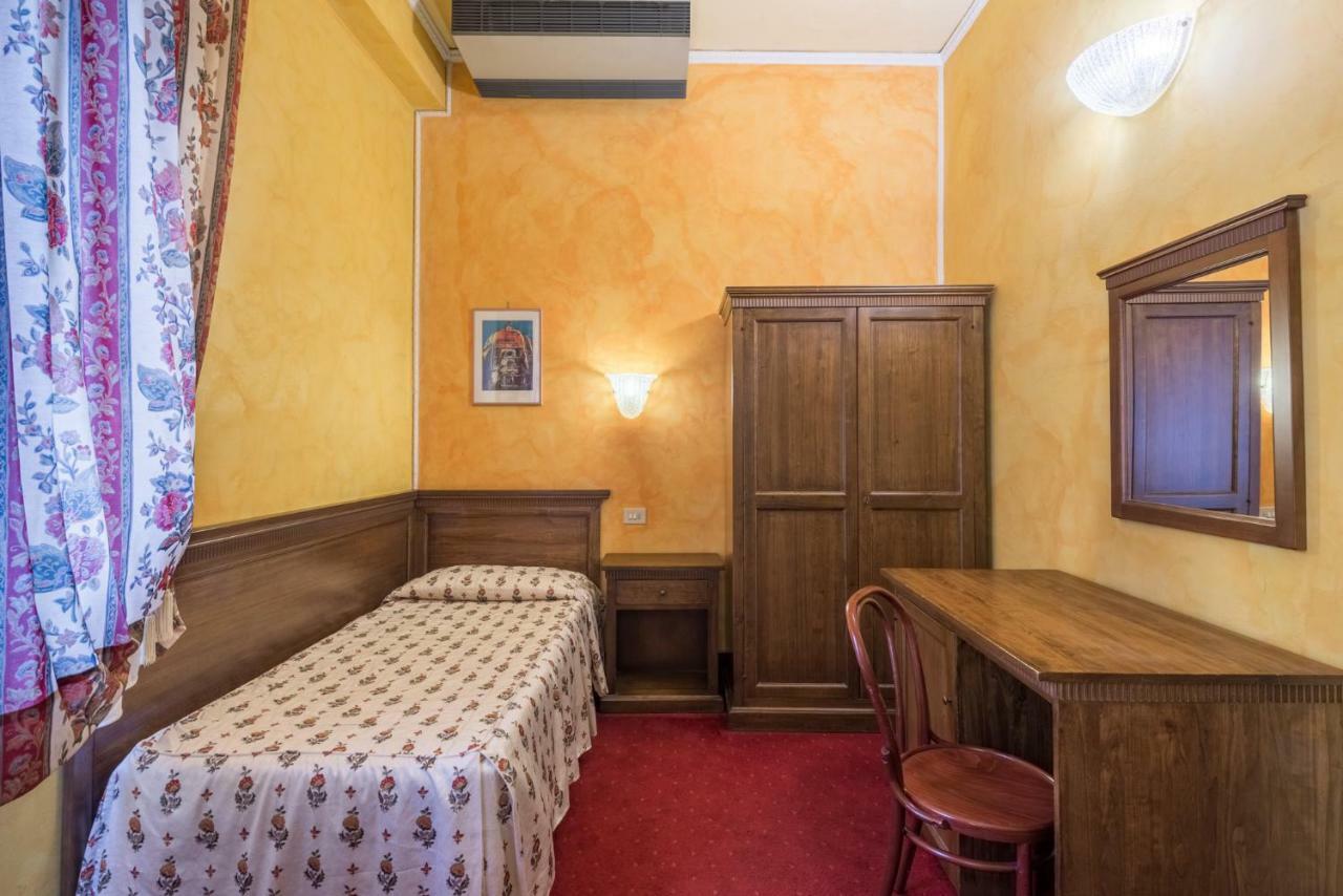 Hotel Minerva Palace Монтекатини-Терме Экстерьер фото