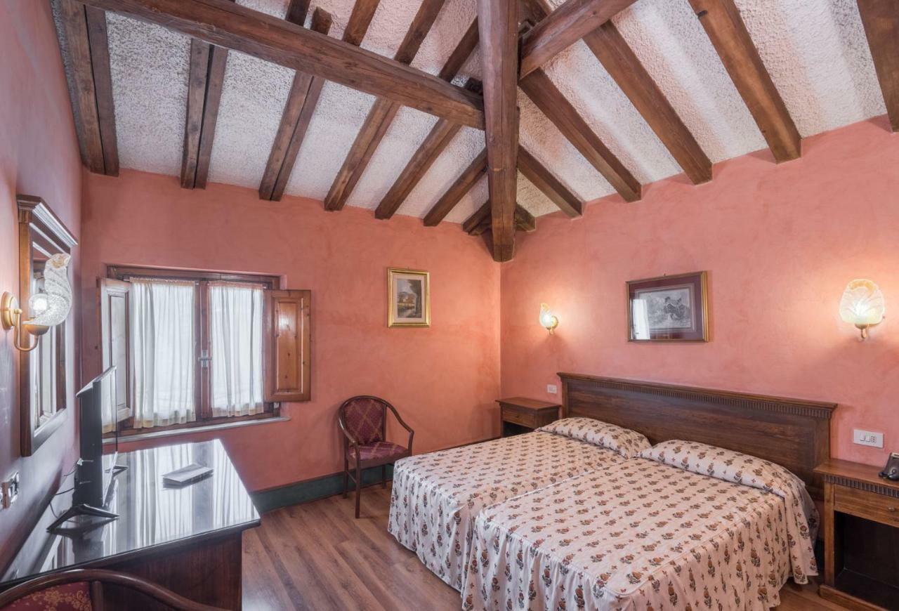 Hotel Minerva Palace Монтекатини-Терме Экстерьер фото